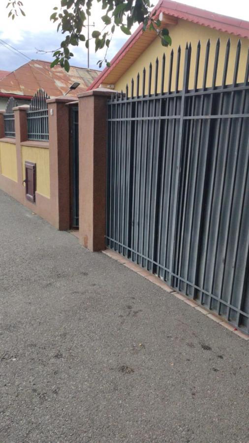 Cazare Buzau Lägenhet Exteriör bild
